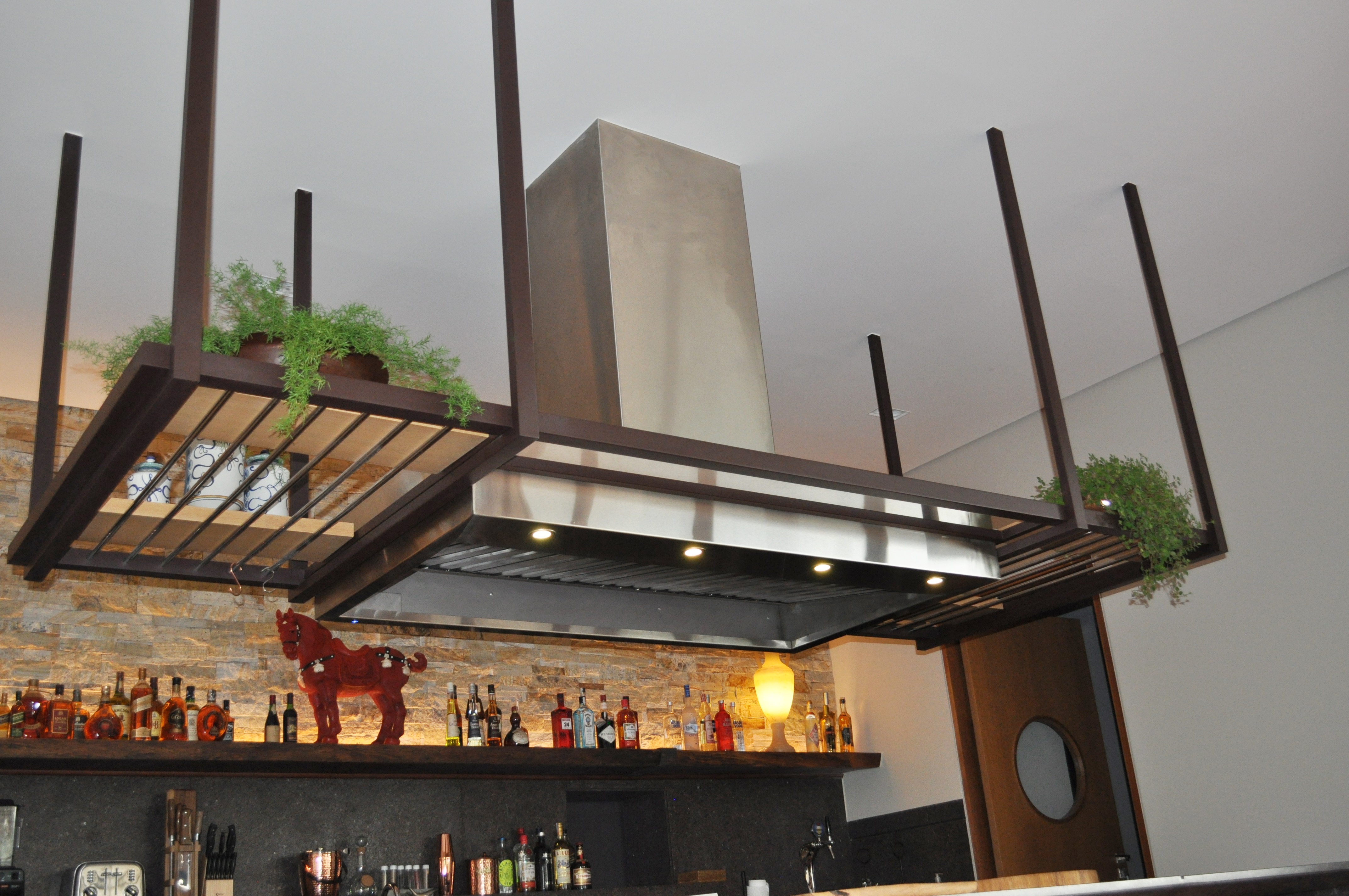 COIFA COM PORTA UTENS�LIO P