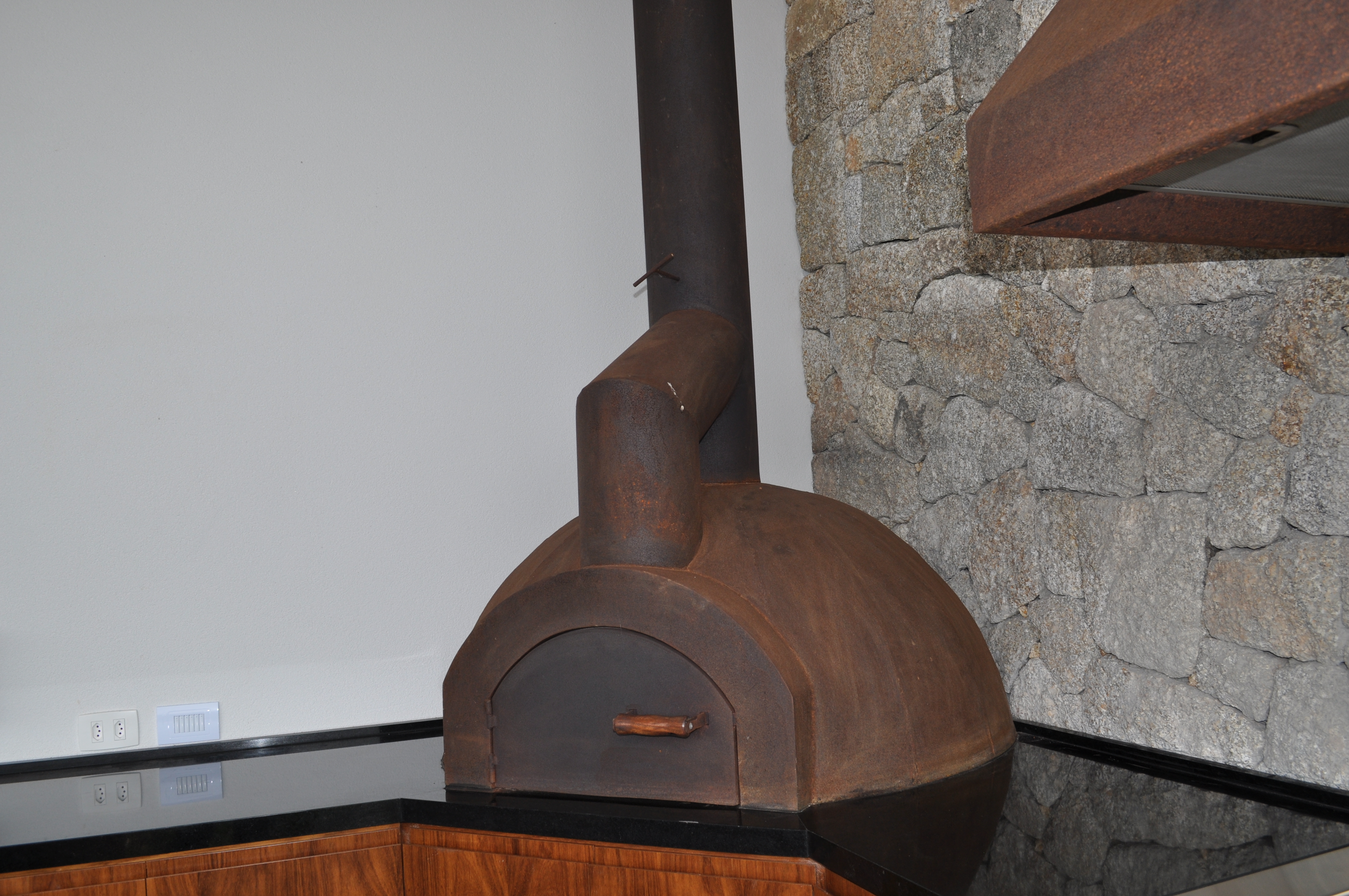 FORNO IGLU REV EM A�O CORTEN CP94